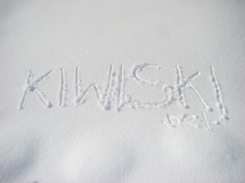 Kiwiski in the fresh pow!